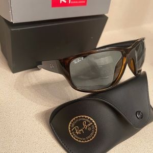 Polarized Ray Ban mens sunglasses brown & blue frames - Brand New